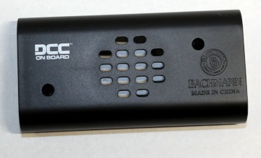 (image for) Fuel Tank W/ DCC logo and speaker holes - Black ( HO SD40-2 )
